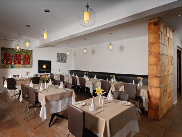 The Peech Hotel - Dining 